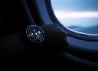 Co lepsze opaska czy Smartwatch?