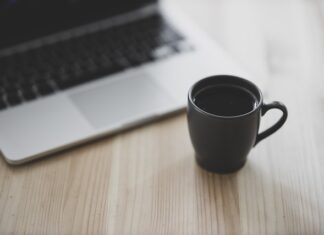 Jak długo można pracować w okularach ochronnych?